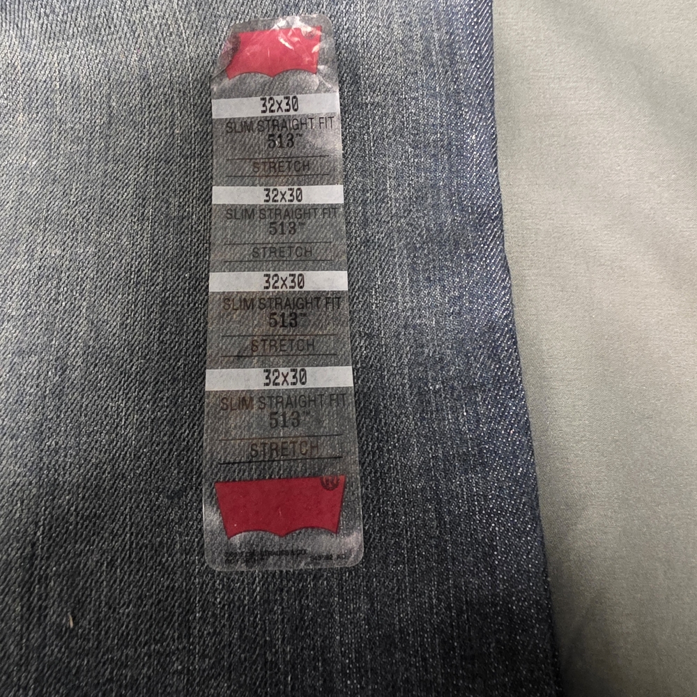 Levi's Slim Straight Fit 513, Size 32x30 - Picture 3 of 4